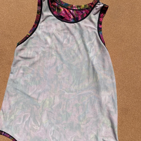 Lululemon High Neck Running and Training Hyper Flow Pink Tank Top S - Picture 9 of 11